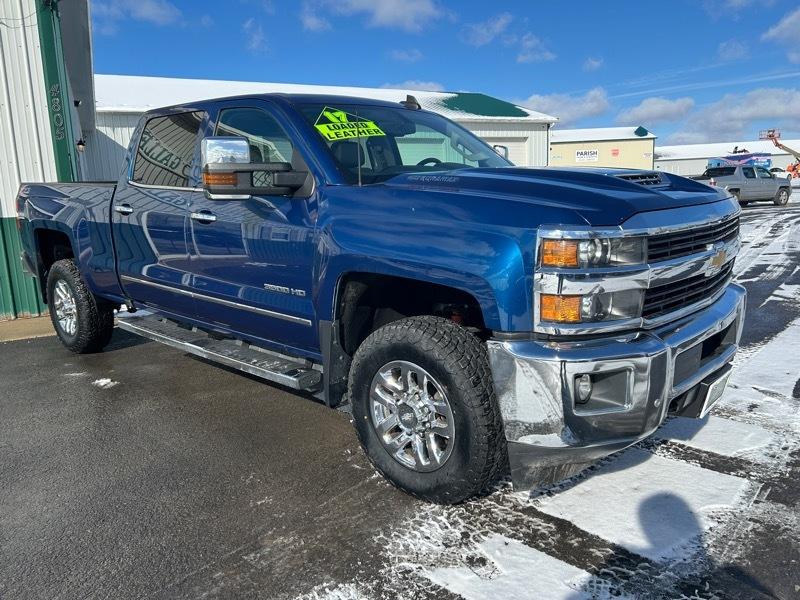 Chevrolet Silverado 3500HD LTZ Crew Cab 4WD 2017