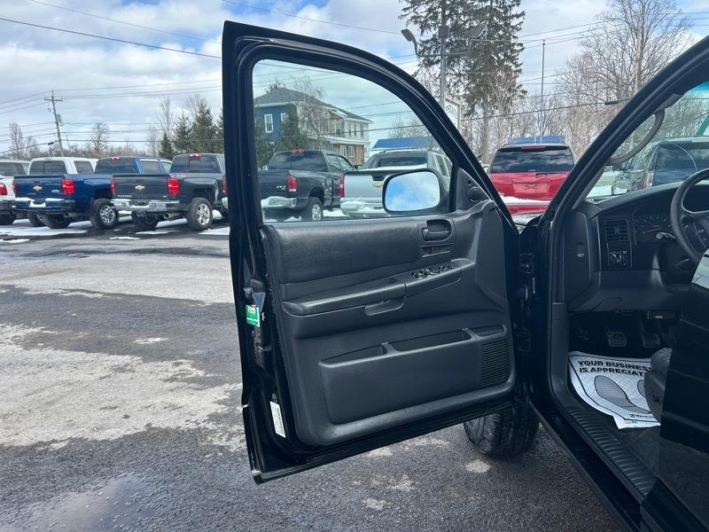 Dodge Dakota SLT Quad Cab 4WD 2004
