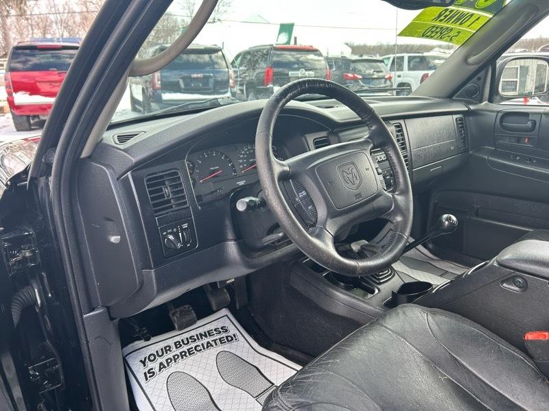 Dodge Dakota SLT Quad Cab 4WD 2004