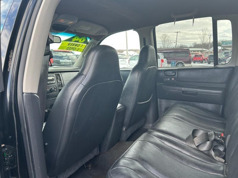 Dodge Dakota SLT Quad Cab 4WD 2004