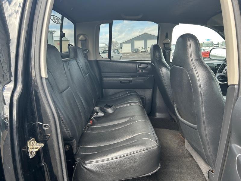 Dodge Dakota SLT Quad Cab 4WD 2004