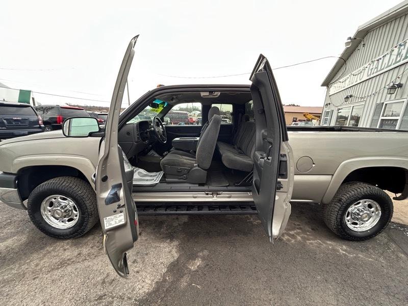 Chevrolet Silverado 2500HD LT Ext. Cab 4WD 2003
