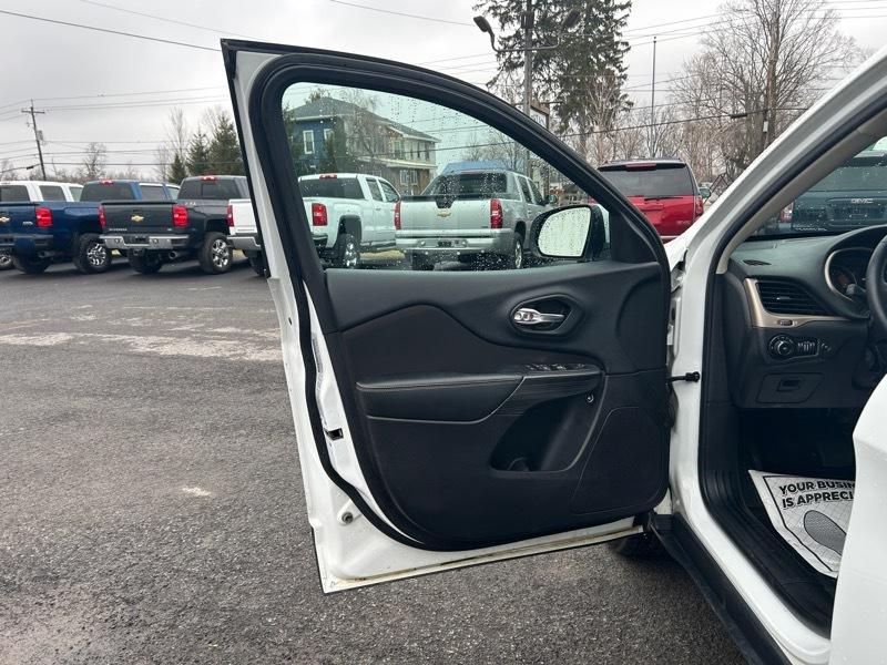 Jeep Cherokee Latitude 4WD 2016