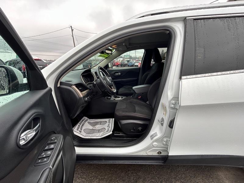 Jeep Cherokee Latitude 4WD 2016