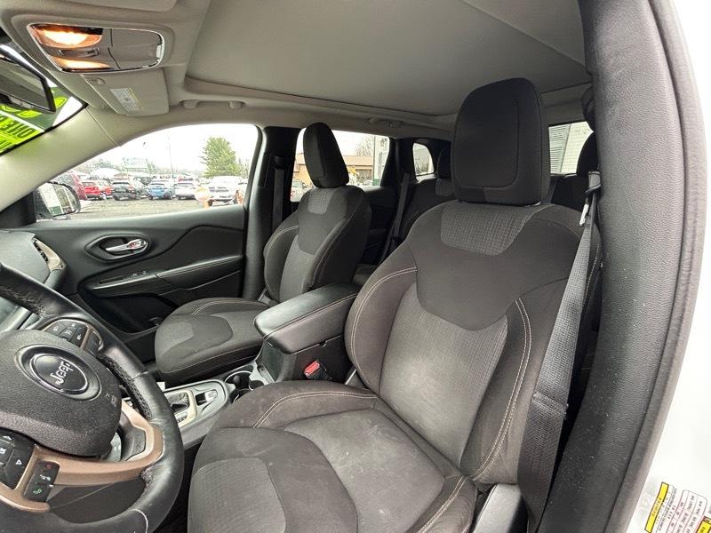 Jeep Cherokee Latitude 4WD 2016