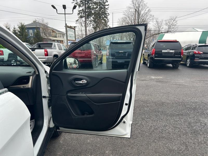 Jeep Cherokee Latitude 4WD 2016