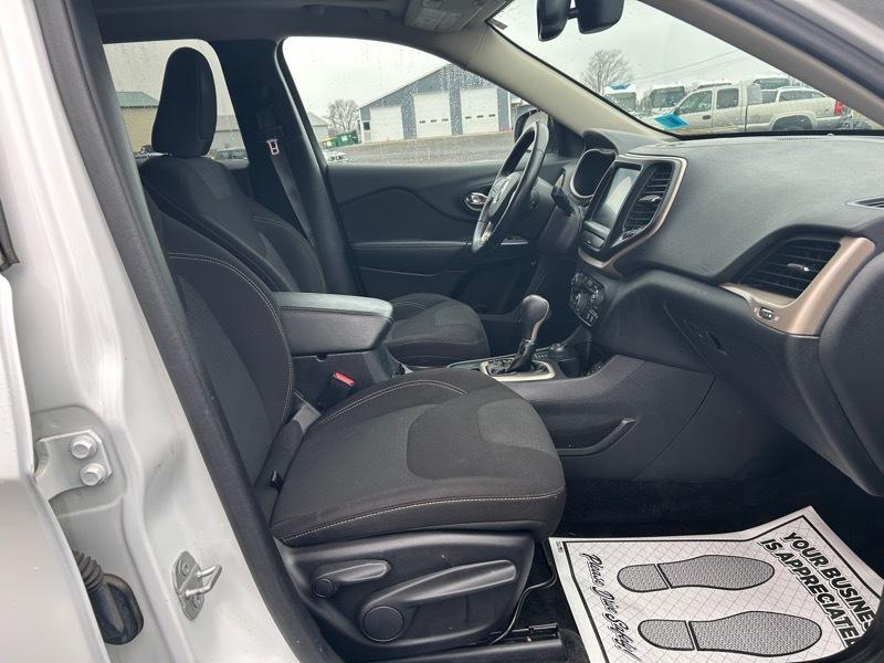 Jeep Cherokee Latitude 4WD 2016