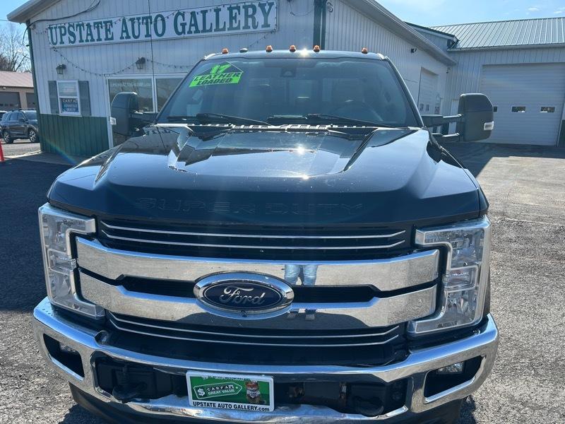 Ford F-350 SD Lariat Crew Cab Long Bed DRW 4WD 2017