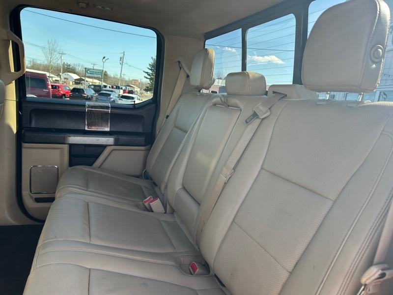 Ford F-350 SD Lariat Crew Cab Long Bed DRW 4WD 2017