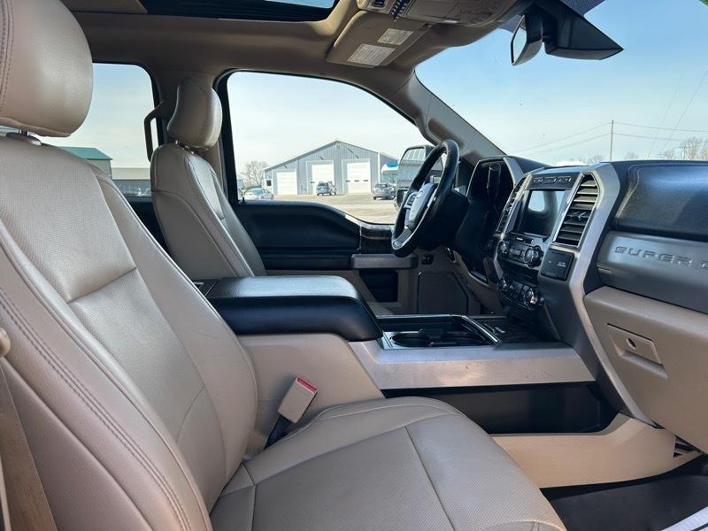 Ford F-350 SD Lariat Crew Cab Long Bed DRW 4WD 2017