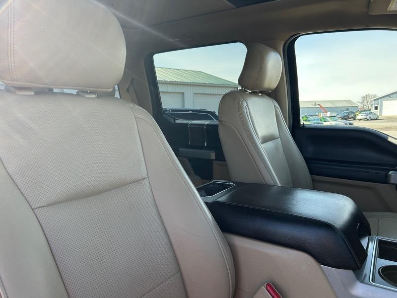 Ford F-350 SD Lariat Crew Cab Long Bed DRW 4WD 2017