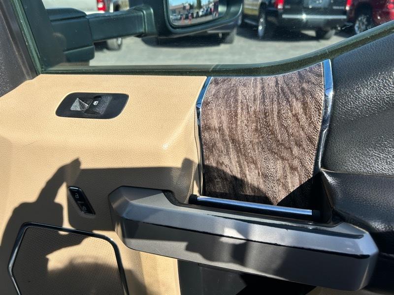 Ford F-350 SD Lariat Crew Cab Long Bed DRW 4WD 2017