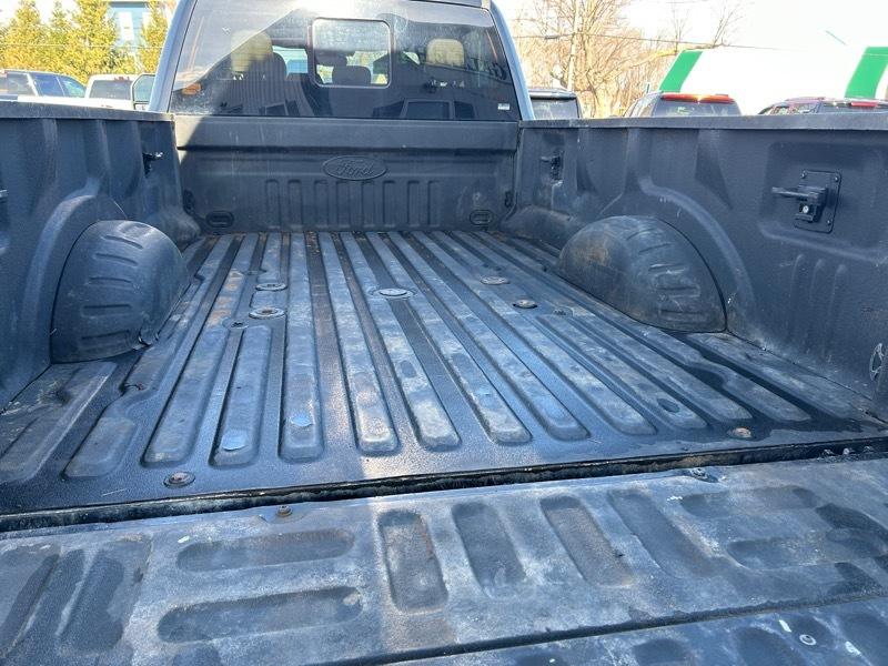 Ford F-350 SD Lariat Crew Cab Long Bed DRW 4WD 2017