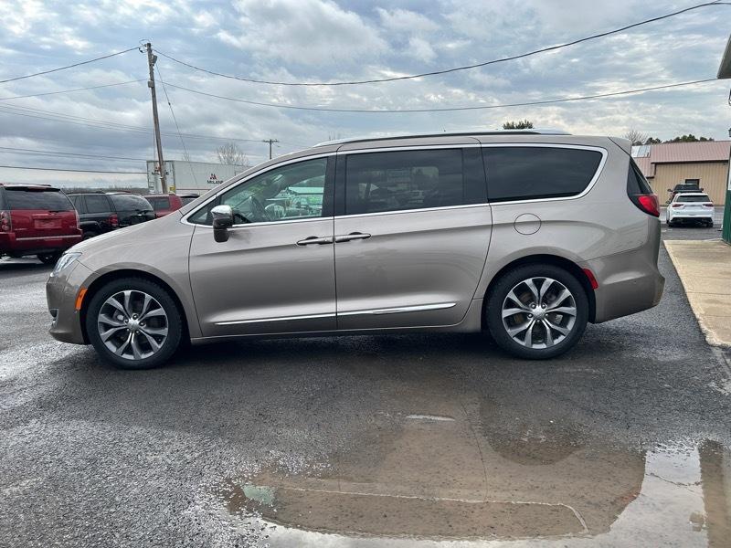 Chrysler Pacifica Limited 2018