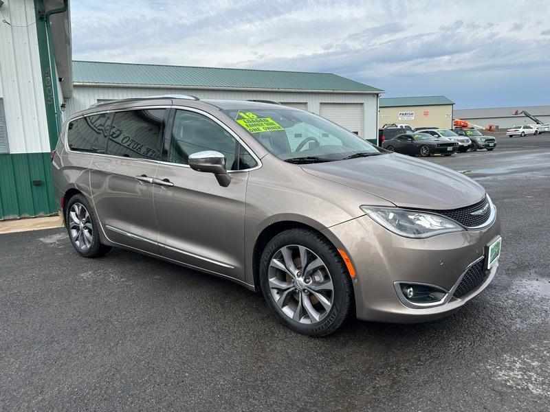 Chrysler Pacifica Limited 2018