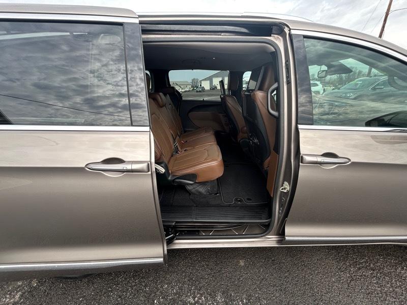 Chrysler Pacifica Limited 2018