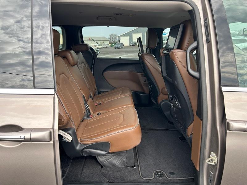 Chrysler Pacifica Limited 2018