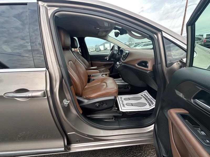 Chrysler Pacifica Limited 2018