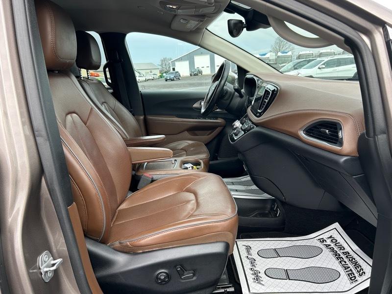 Chrysler Pacifica Limited 2018