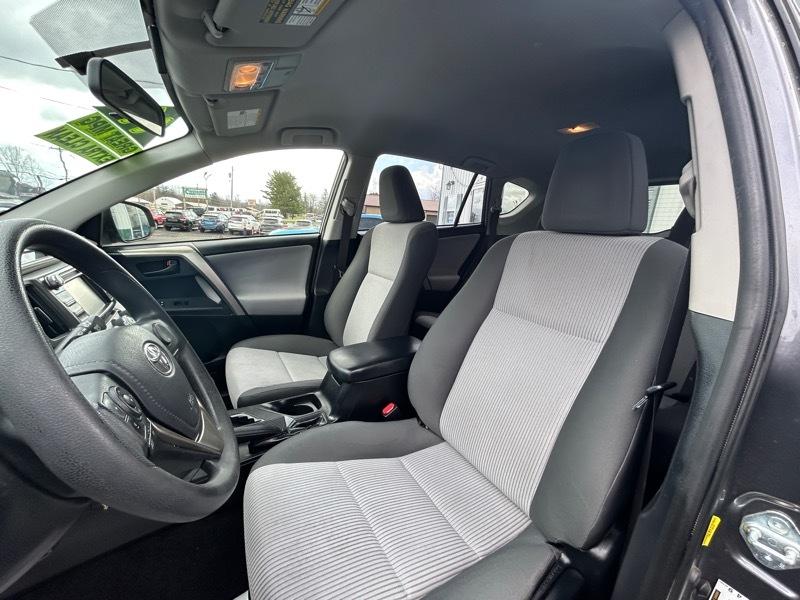 Toyota RAV4 LE AWD 2014