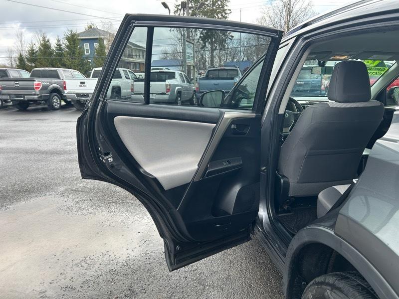 Toyota RAV4 LE AWD 2014