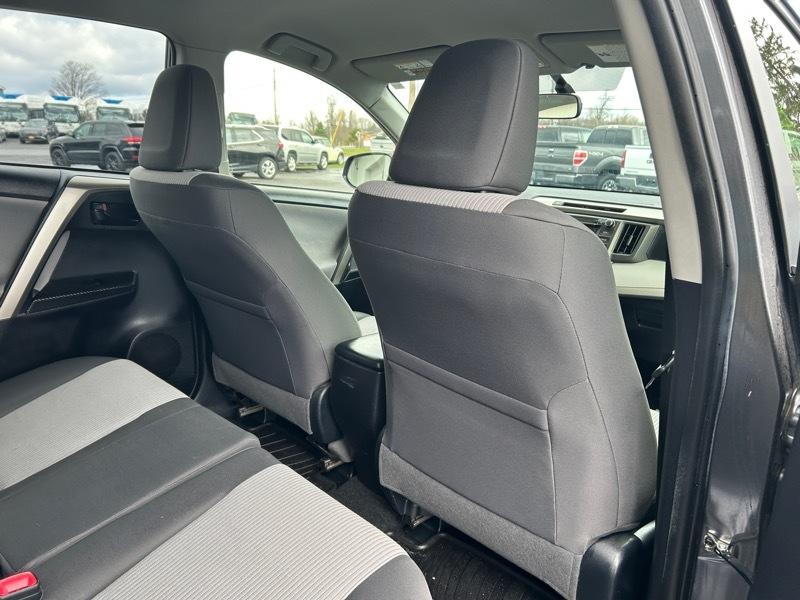 Toyota RAV4 LE AWD 2014