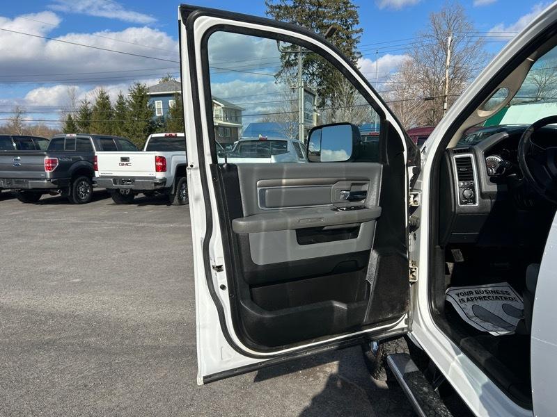 RAM 3500 SLT Crew Cab LWB 4WD 2018