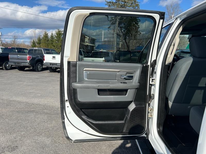 RAM 3500 SLT Crew Cab LWB 4WD 2018