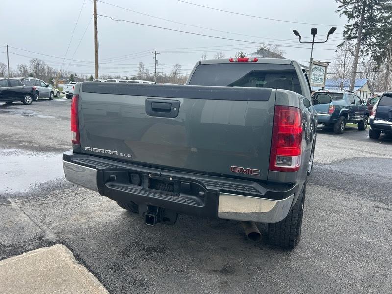 GMC Sierra 2500HD SLE Ext. Cab 4WD 2011