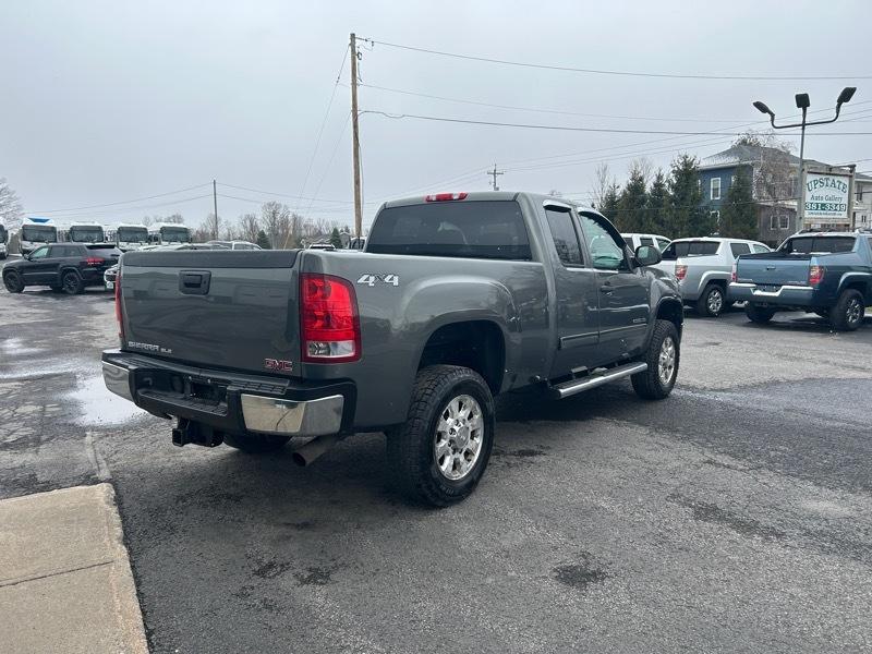 GMC Sierra 2500HD SLE Ext. Cab 4WD 2011