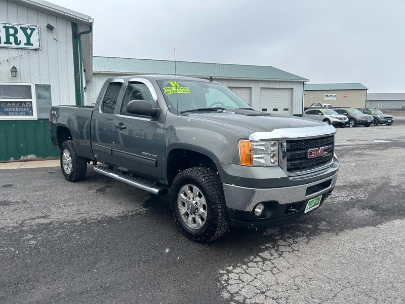 GMC Sierra 2500HD SLE Ext. Cab 4WD 2011