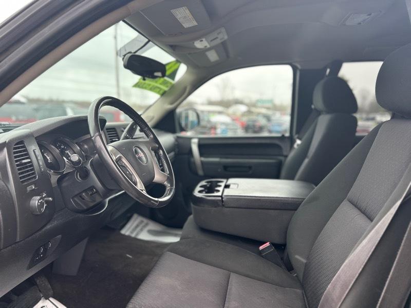 GMC Sierra 2500HD SLE Ext. Cab 4WD 2011