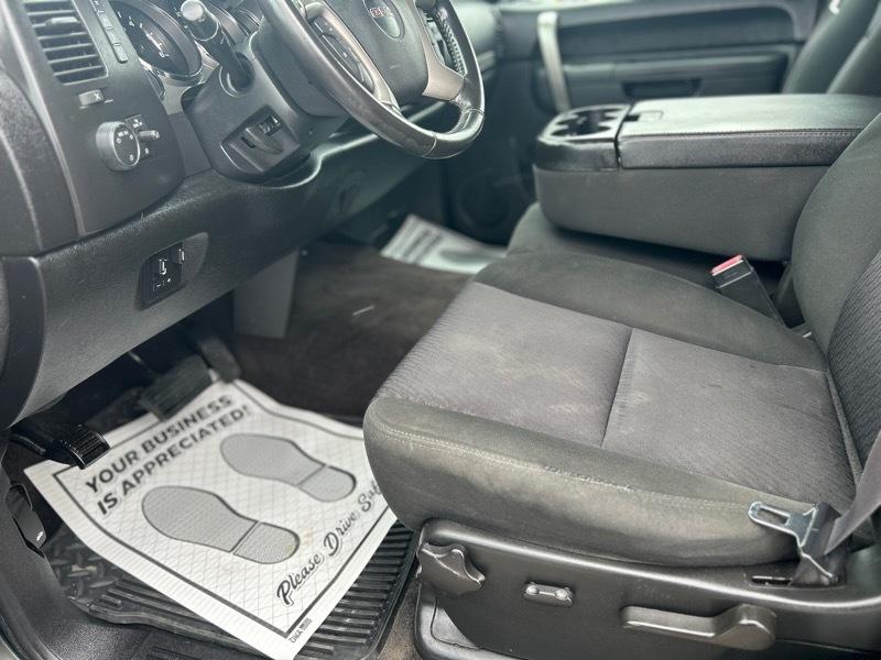 GMC Sierra 2500HD SLE Ext. Cab 4WD 2011