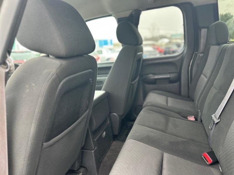 GMC Sierra 2500HD SLE Ext. Cab 4WD 2011