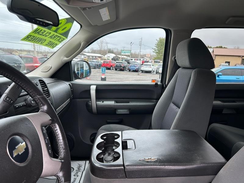 Chevrolet Silverado 2500HD LT1 Crew Cab Std. Box 4WD 2009