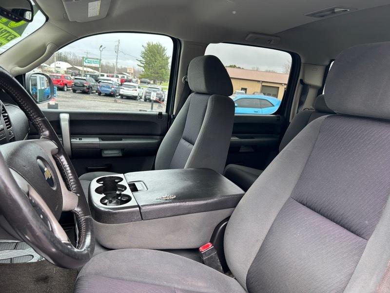 Chevrolet Silverado 2500HD LT1 Crew Cab Std. Box 4WD 2009