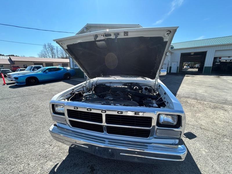 Dodge Ram Charger 2WD 1992