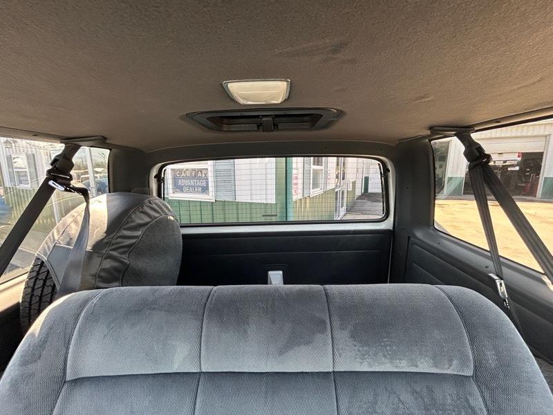 Dodge Ram Charger 2WD 1992