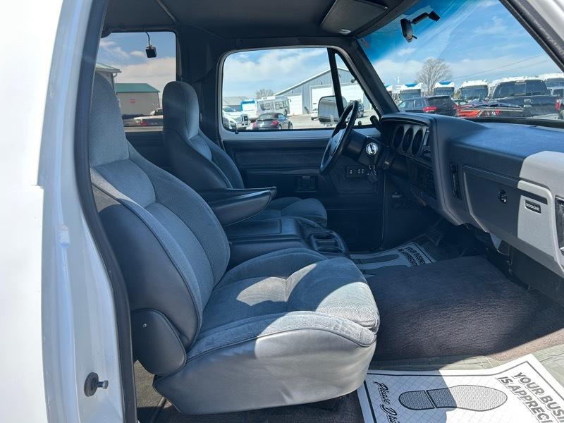 Dodge Ram Charger 2WD 1992