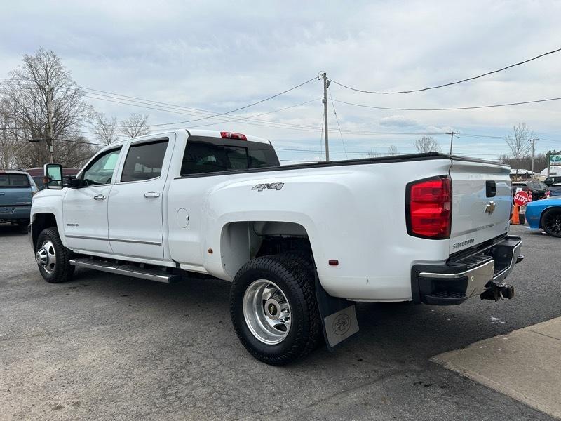 Chevrolet Silverado 3500HD LTZ Crew Cab 4WD 2018