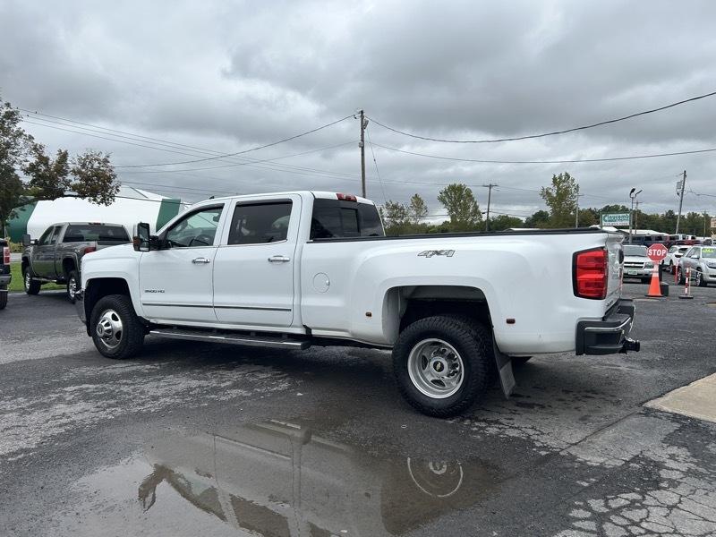 Chevrolet Silverado 3500HD LTZ Crew Cab 4WD 2018