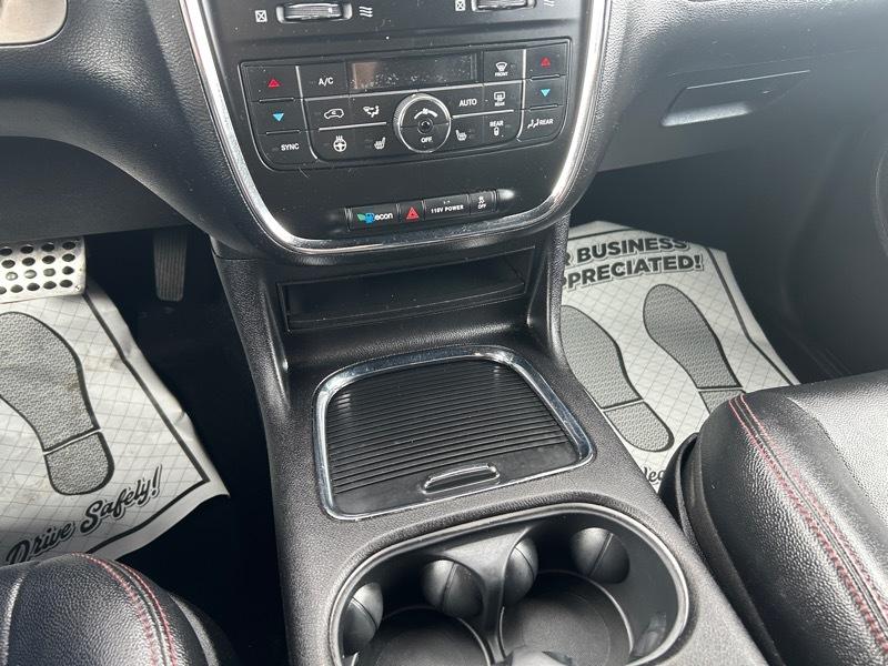 Dodge Grand Caravan R/T 2015