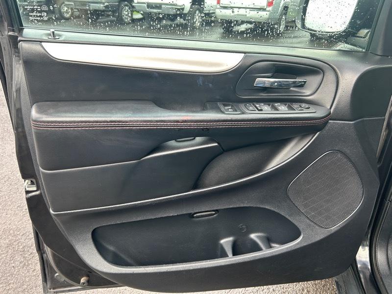 Dodge Grand Caravan R/T 2015