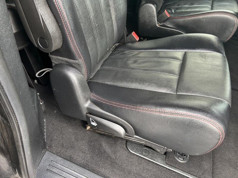 Dodge Grand Caravan R/T 2015