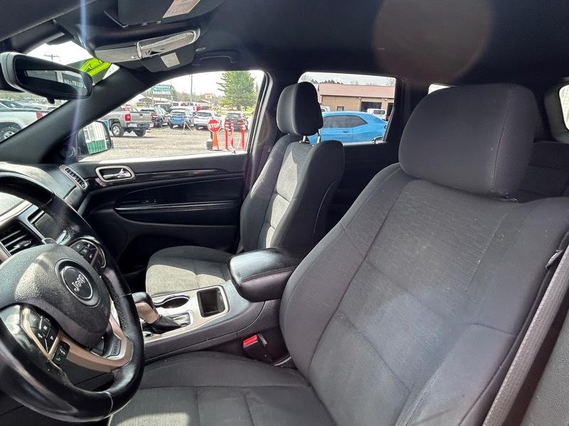 Jeep Grand Cherokee Laredo 4WD 2017