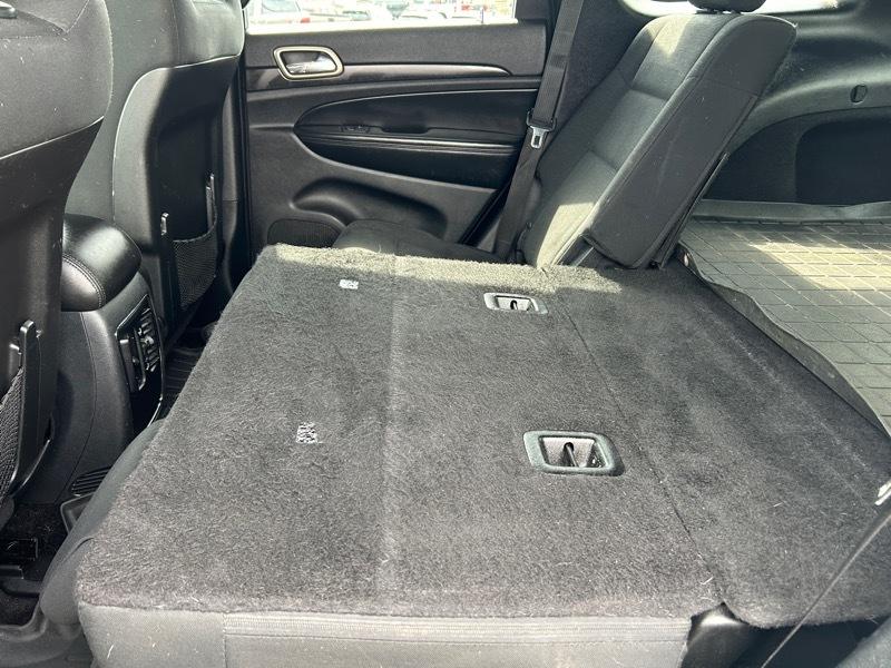 Jeep Grand Cherokee Laredo 4WD 2017