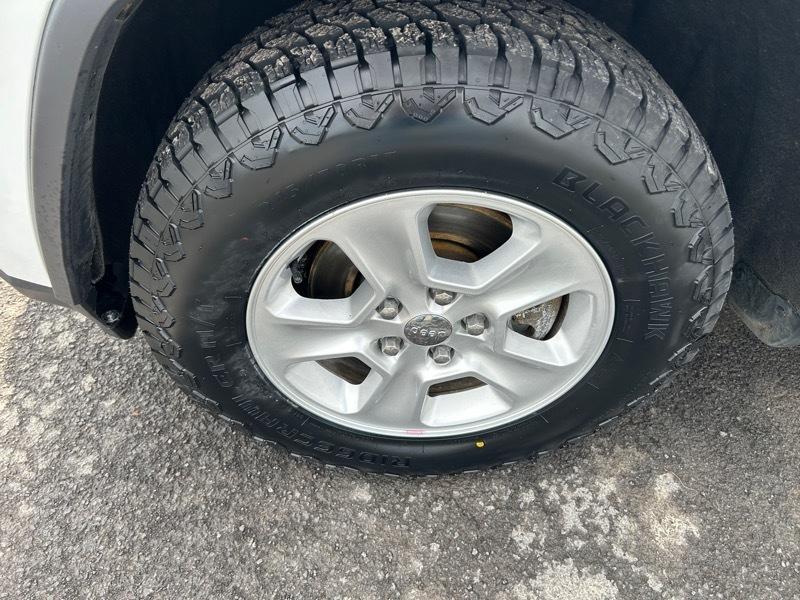 Jeep Grand Cherokee Laredo 4WD 2017