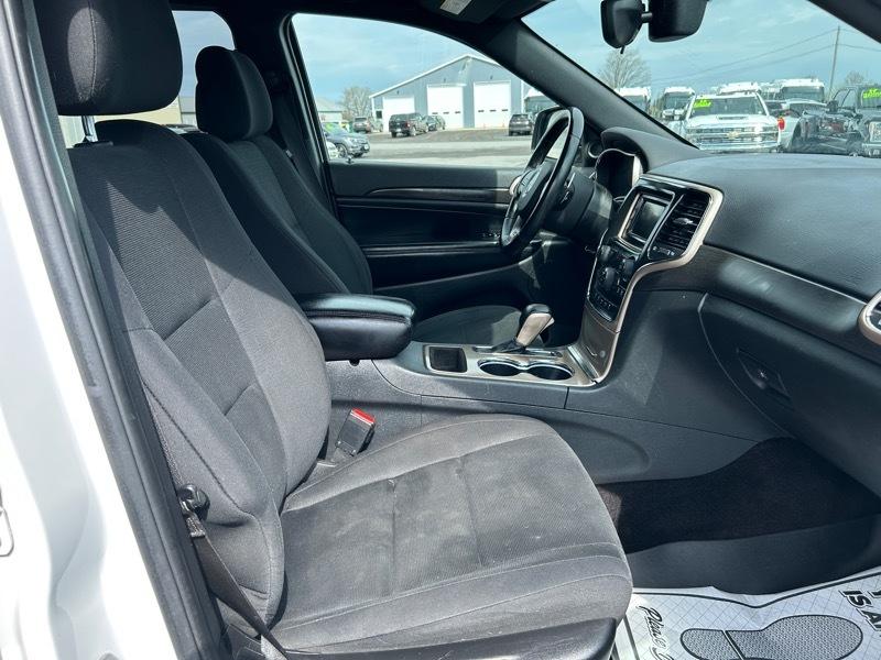 Jeep Grand Cherokee Laredo 4WD 2017