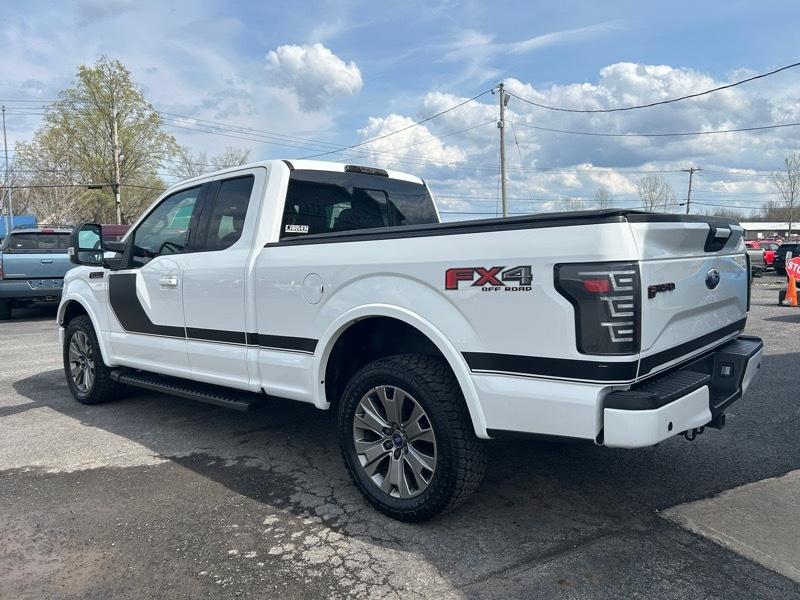 Ford F-150 Lariat SuperCab 8-ft. 4WD 2017
