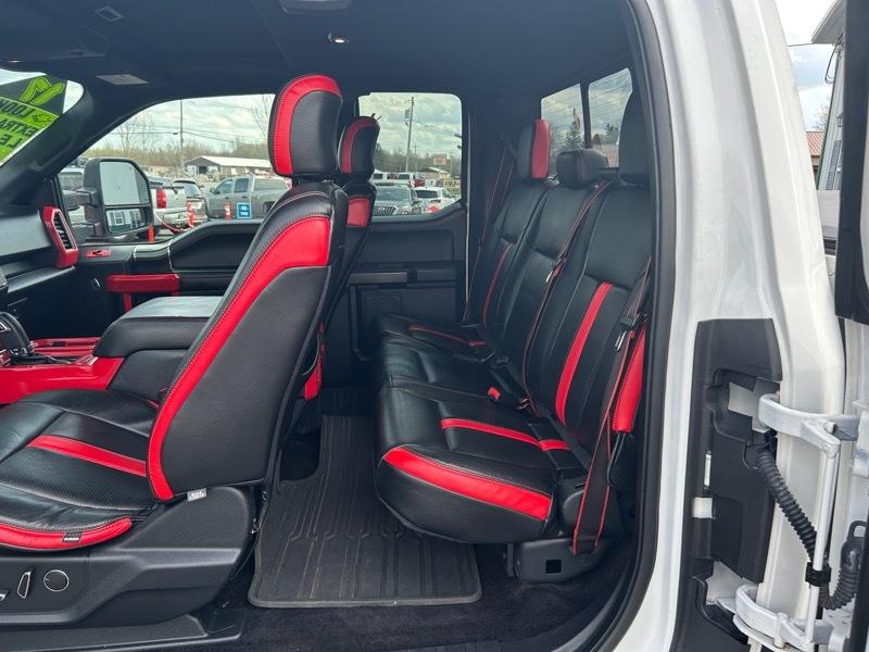 Ford F-150 Lariat SuperCab 8-ft. 4WD 2017